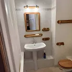 Apartment - Inout - 5 Beds Flat G-7 *